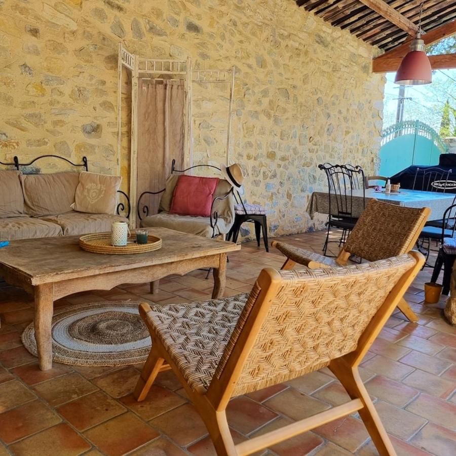 Villa Charmante A Lussan Avec Piscine Privee Et Jardin Closa Exteriér fotografie