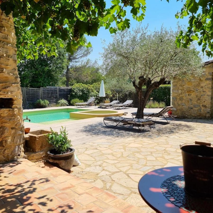 Villa Charmante A Lussan Avec Piscine Privee Et Jardin Closa Exteriér fotografie